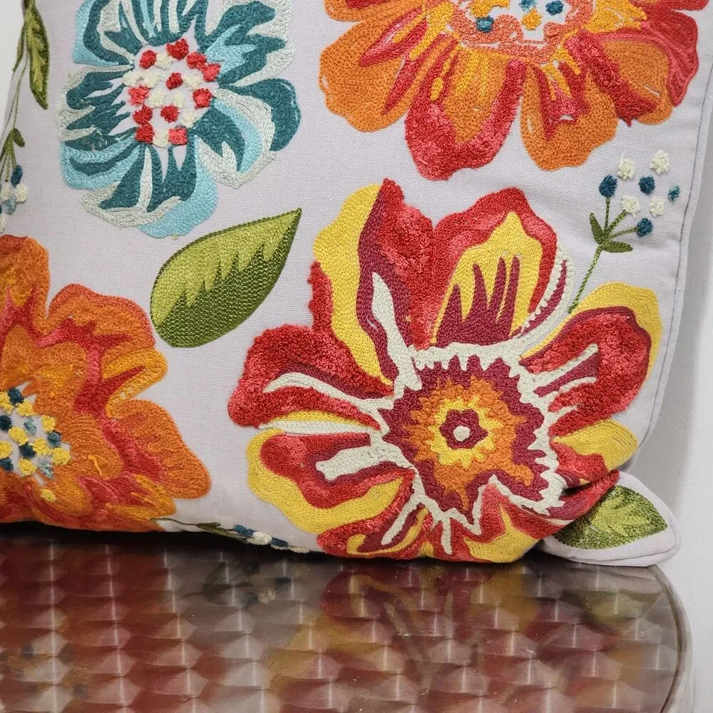Pier 1 Imports Floral Crewel Embroidered Throw Pillows Set of 2 Boho Square